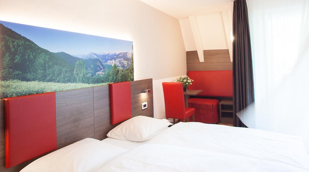 Hotel Comfort Erica Dolomiti Val D'Adige Салорно Экстерьер фото